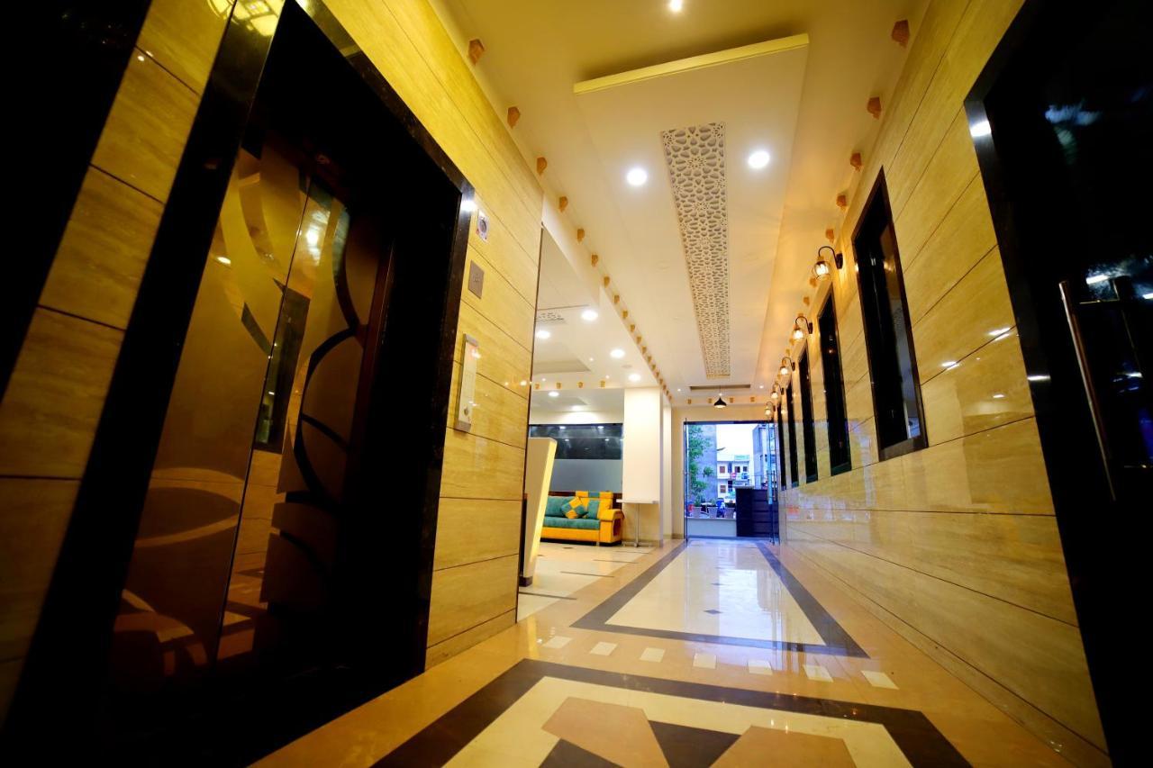 Legacy Hotel 3*